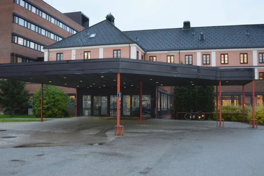 Sykehuset i Elverum, hovedinngang