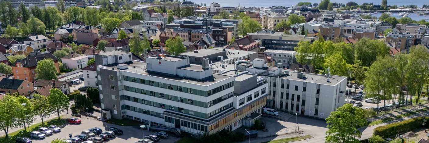 Sykehuset i Hamar sett fra oven.